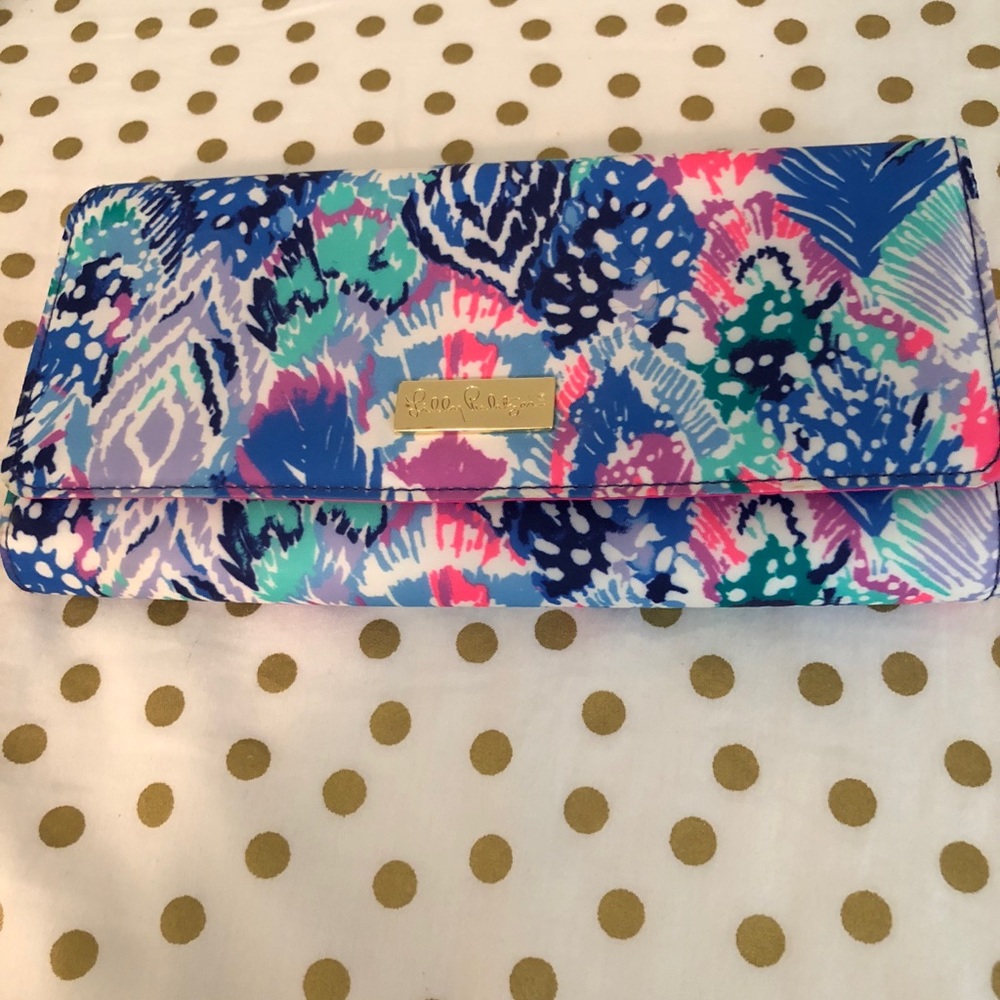 Lilly Pulitzer Travel  Travel Wallet Gift!!! NWT